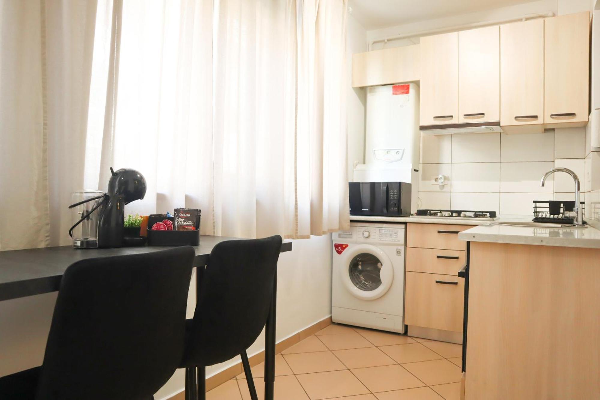 Brownix Apartment - Brown Residence Popesti-Leordeni Экстерьер фото